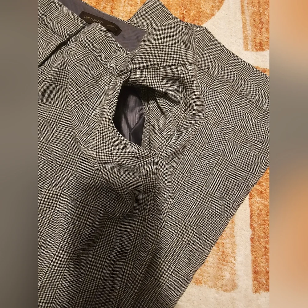 The Limited Cassidy Fit Women's Gray & Black Plaid Wide Leg Trousers Sz 2 - Picture 4 of 13